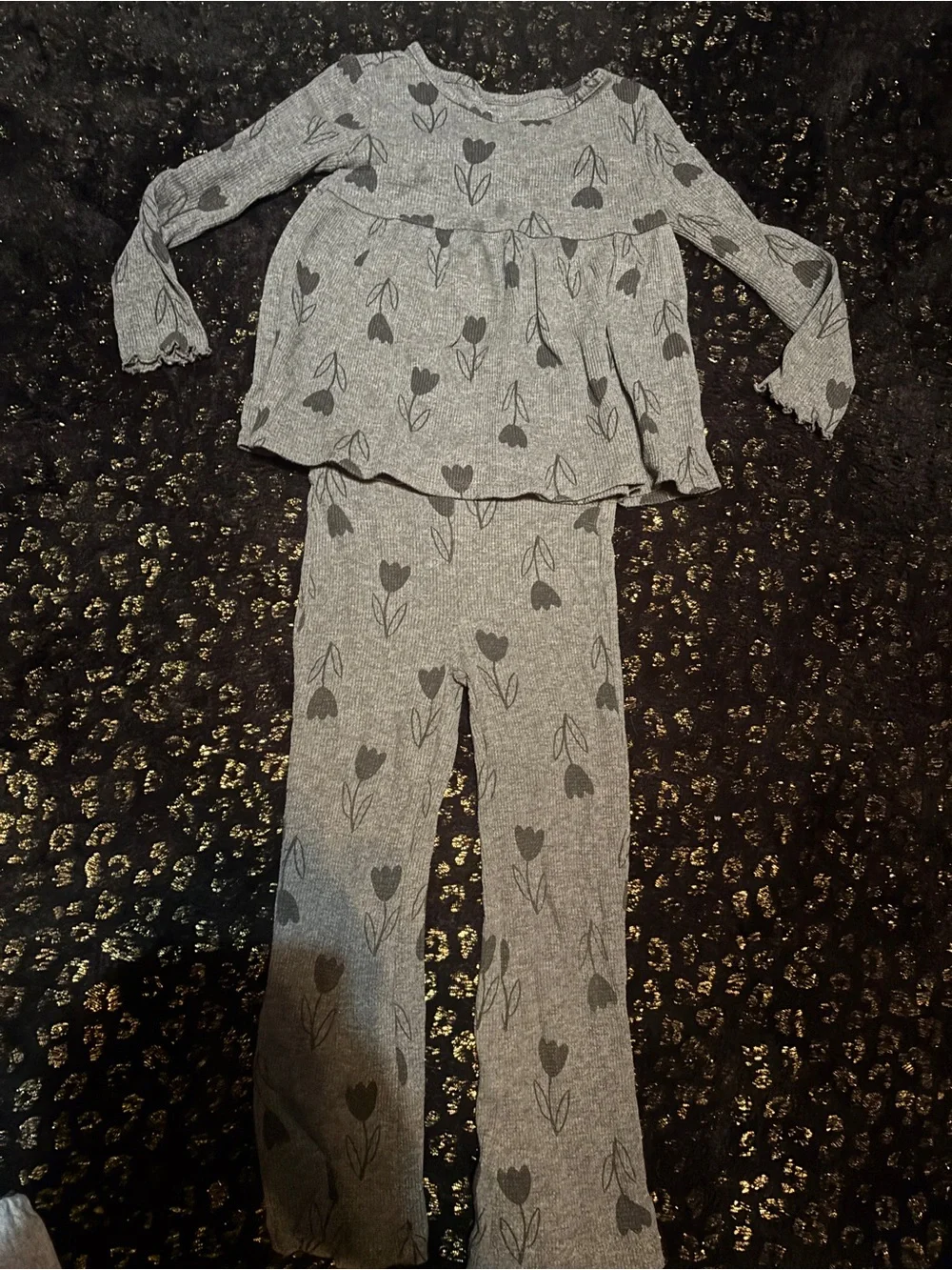 Girls' Gray Tulip-Print Long Sleeve Shirt and Pants Set